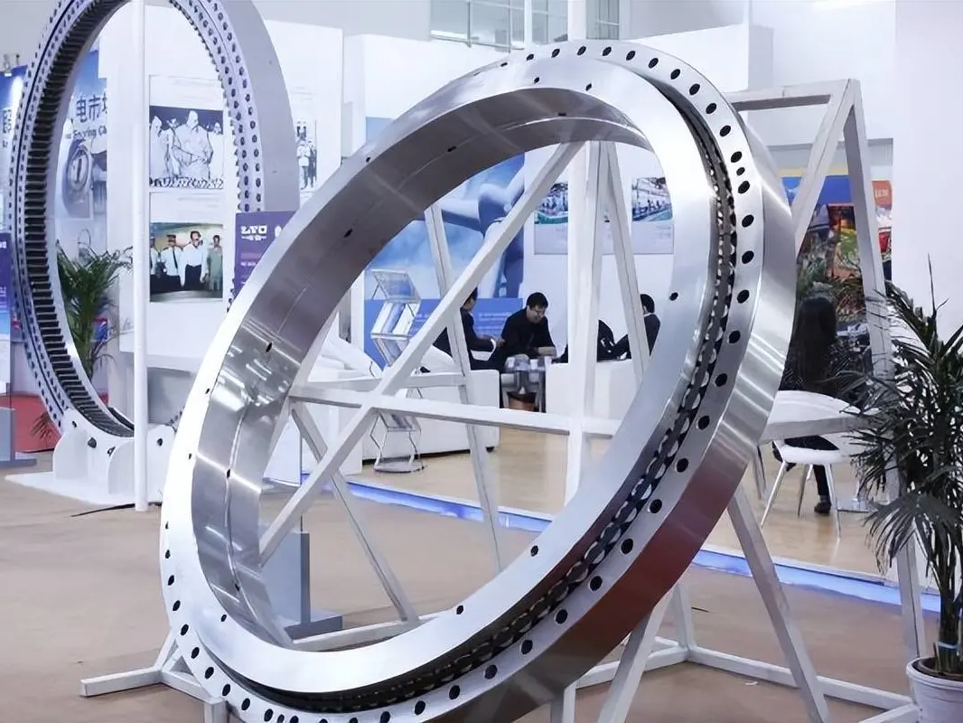 Trade show display with bearings